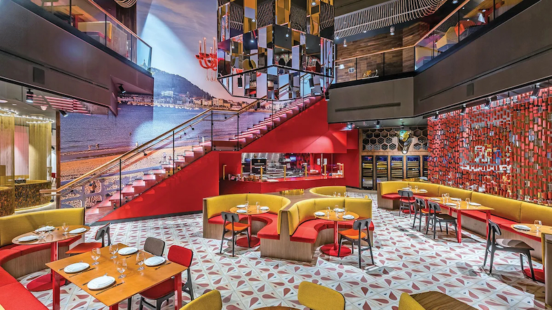 Decoração do restaurante Jaleo by José Andrés na Disney Springs Orlando