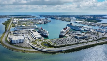 Transfer de Orlando para Porto Canaveral com motorista brasileiro